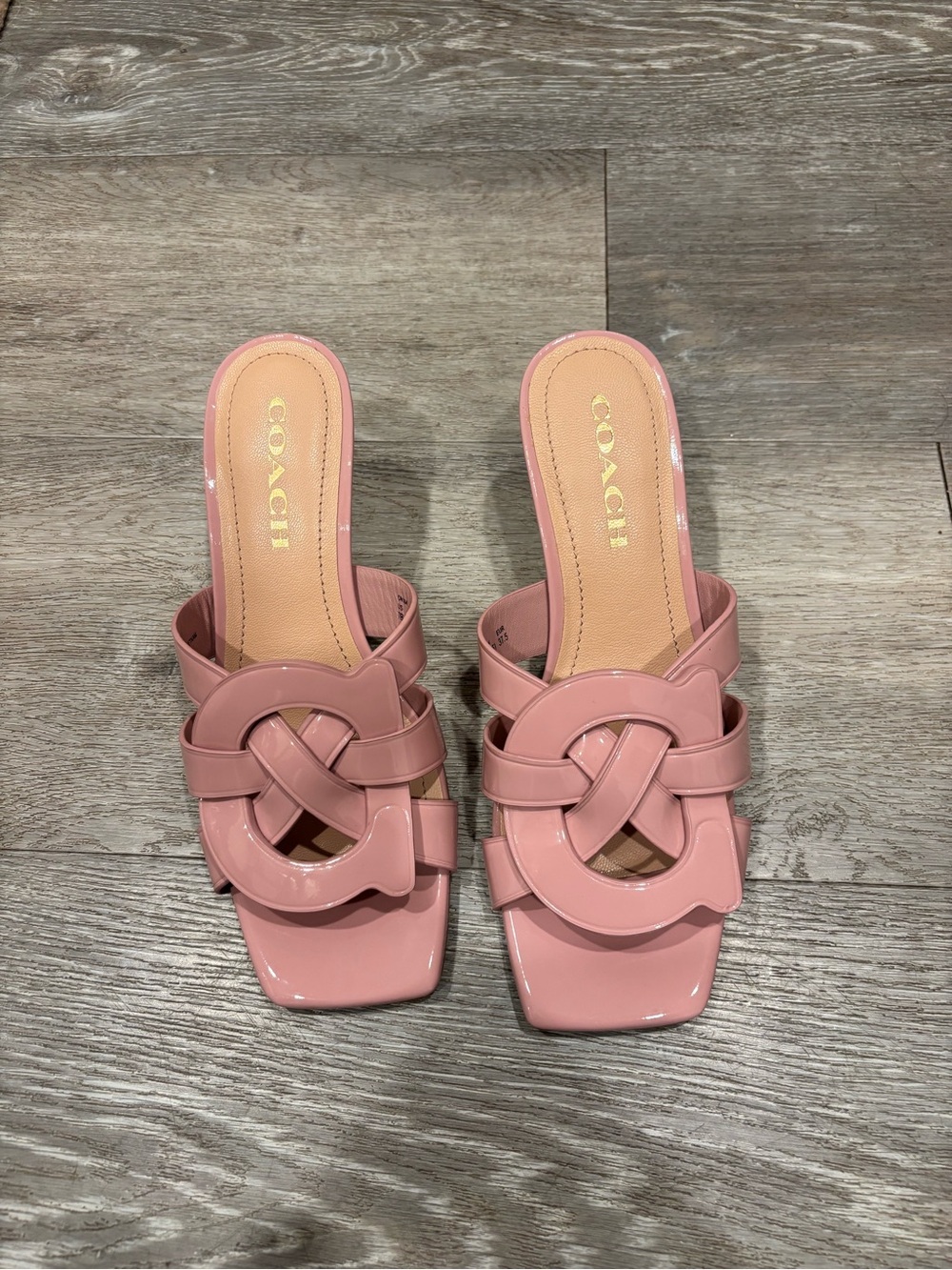 COACH tillie Patent leather Sandals size 7